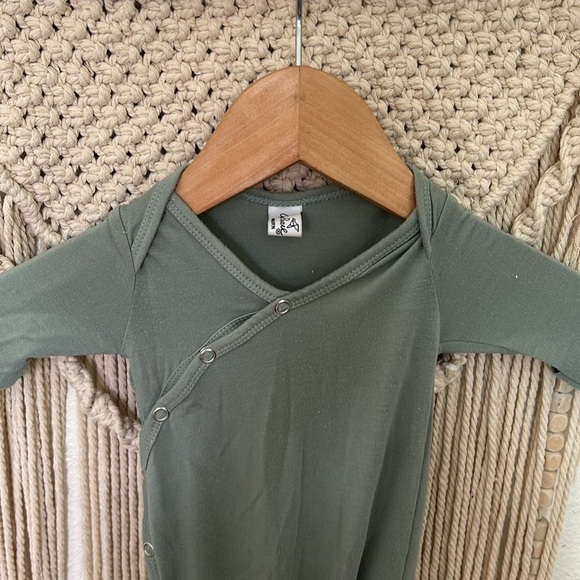 Cooper pearl newborn knotted sleep sack - Picture 2 of 6